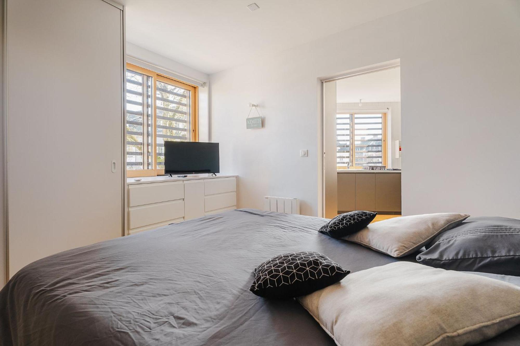 L'Atelier, Appartement Lumineux Et Cosy Ploermel Luaran gambar